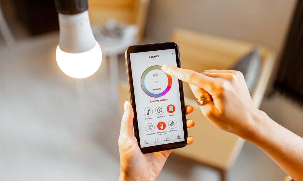 The Plug – HelloTech